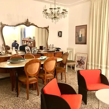 Regina Apartment