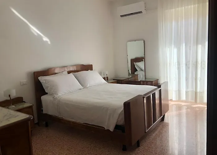 Regina アパート *